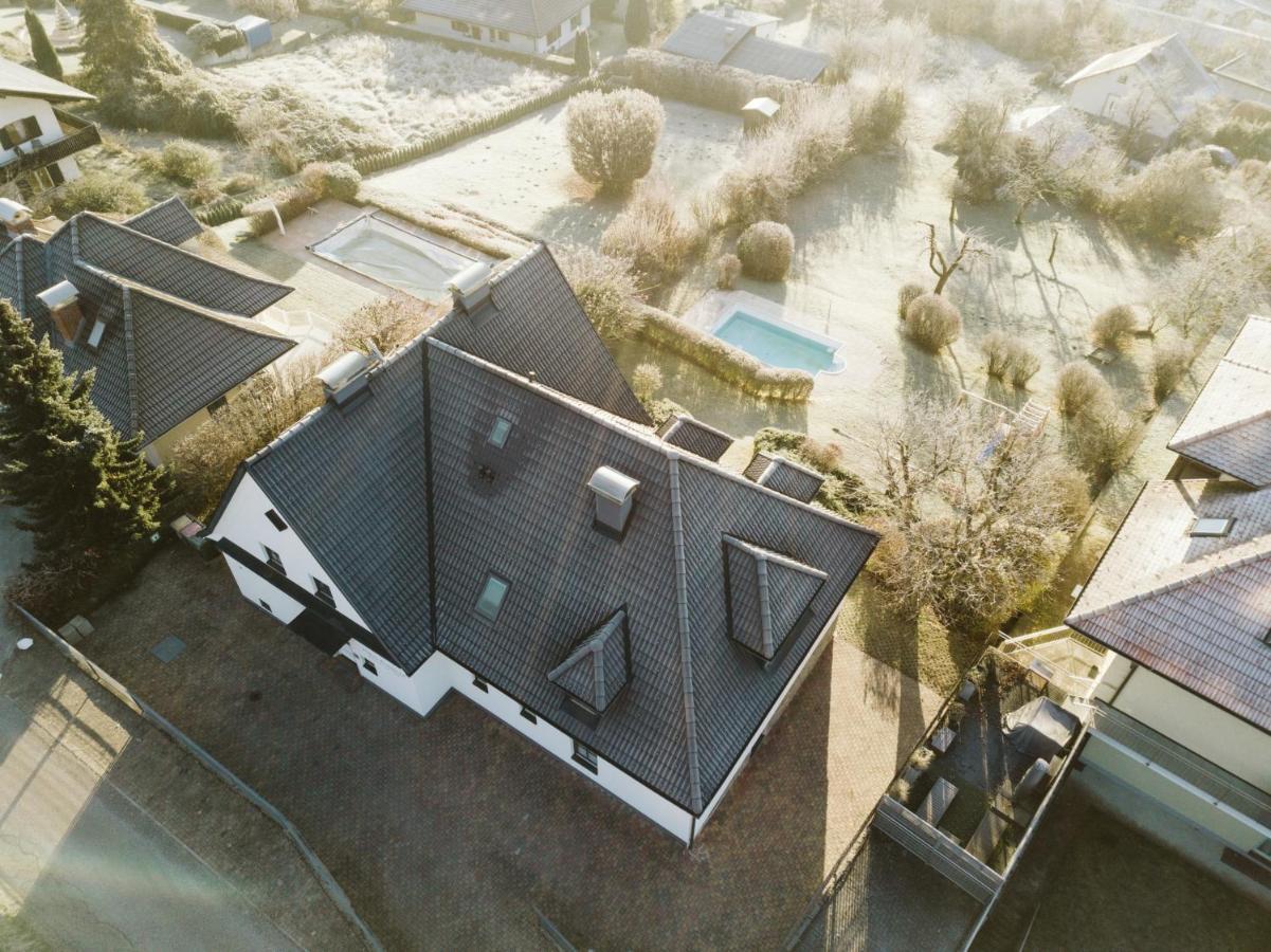 Haus Aussicht - Ferienwohnungen Velden Velden am Wörthersee Exterior foto